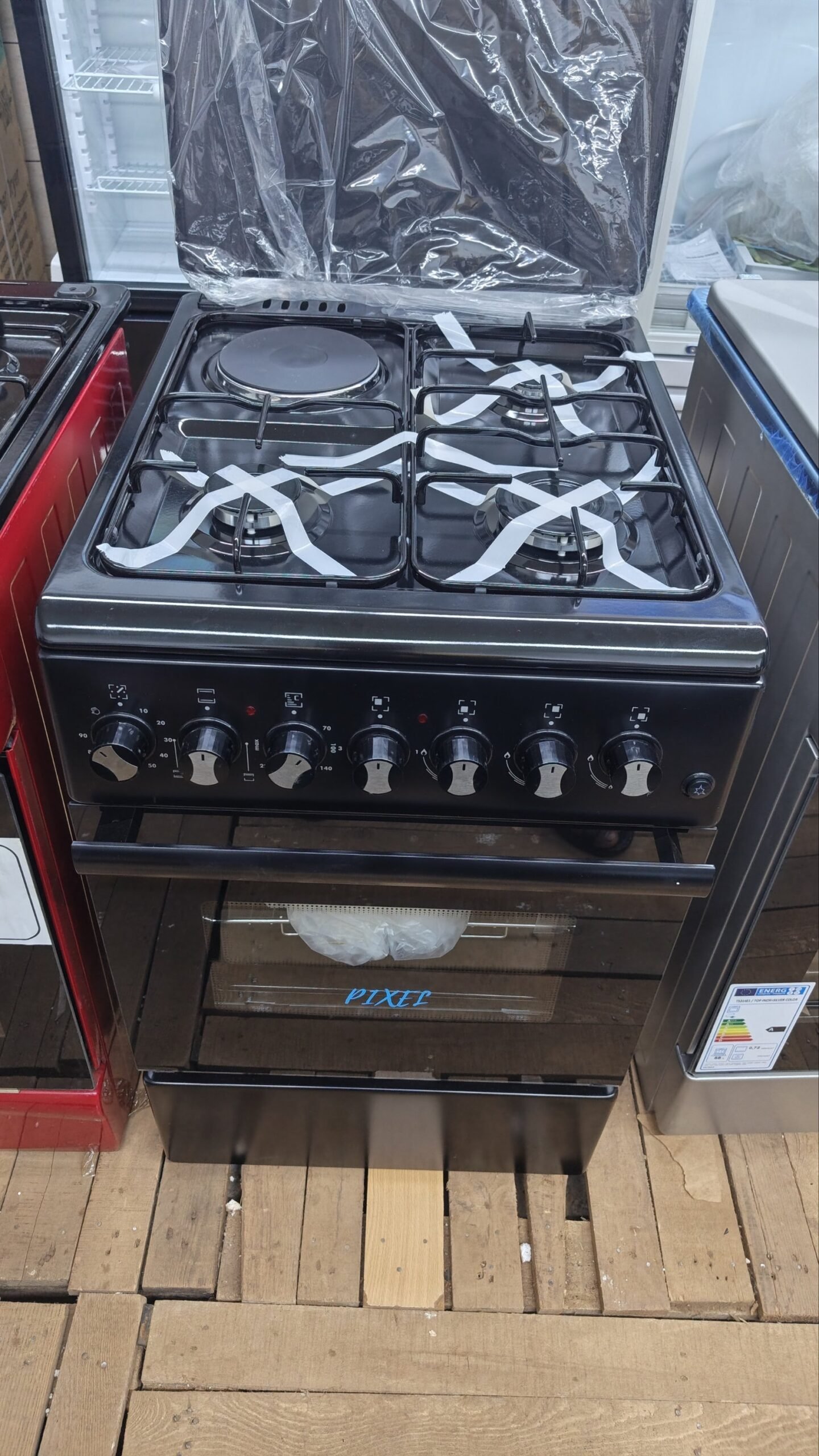 Pixel Cooker 50 by 60 cm 3 gas and 1 electric | majendo Uganda - Image 2