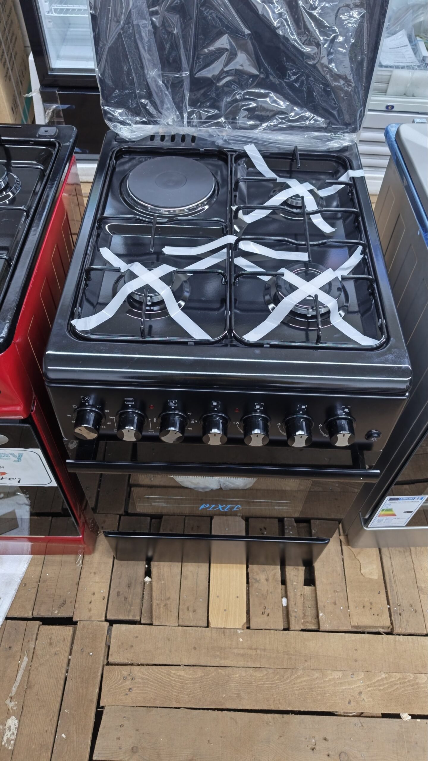 Pixel Cooker 50 by 60 cm 3 gas and 1 electric | majendo Uganda - Image 3