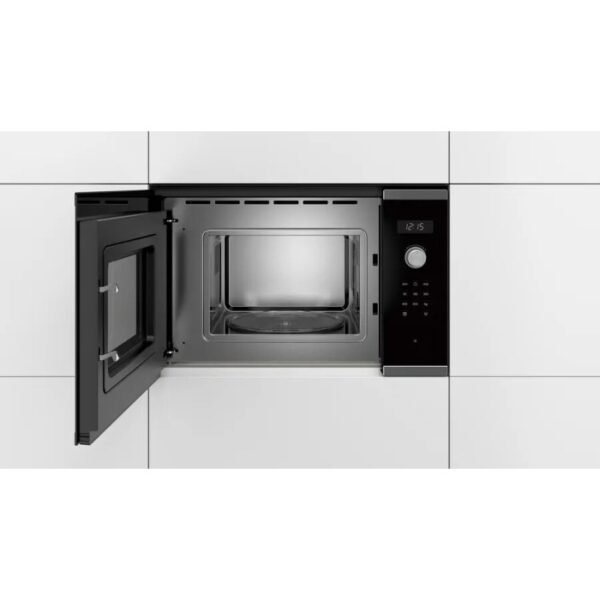 Key Features 20 Litre Built-In Microwave Oven 800W Powerful Heating Performance Bosch Series 6 Premium Design AutoPilot 7 Automatic Cooking Programs LED Display & Touch Controls Stainless Steel Interior Electronic Push-Button Door Opening Multiple Power Levels Defrost & Reheat Functions Compact Space-Saving Installation Elegant Stainless Steel & Black Finish